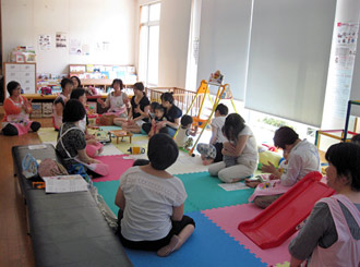 2014circle-hahatokonohiroba-rengenotudoi1.jpg