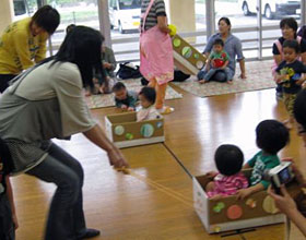 2014circle-hahatokonohiroba-rengenotudoi2.jpg